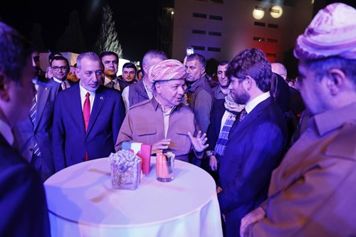 سەرۆک لە یادی نیشتیمانی فەرانسا ١.jpg