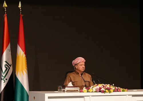 سەرۆك لەگەڵ مامۆستایانی زانكۆ ٠١.JPG