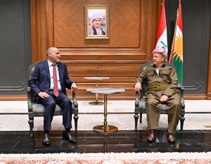 سەرۆک بارزانی و ئەحمەد ئەلجەربا ١.JPG